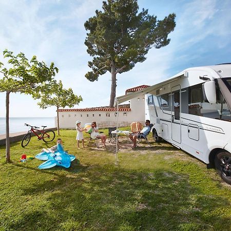 Camping Adria Ankaran - Pitches Exterior foto